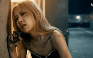 Xôn xao clip các thành viên BLACKPINK 'tác động vật lý' lẫn nhau