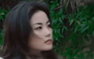 Nữ ca sĩ xinh đẹp chấp nhận làm 'tiểu tam', 3 tài tử showbiz tranh nhau chinh phục