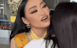 Rớt vương miện bằng vàng, Hoa hậu Hòa bình Việt Nam gây sốc ngay tại sân bay