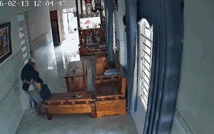 Clip: Khoảnh khắc 3 cha con đoàn viên ngày giáp Tết sau 3 năm xa cách gây xúc động