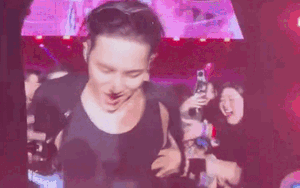 Mingyu (SEVENTEEN) bị sờ soạng trong concert, cộng đồng mạng phẫn nộ