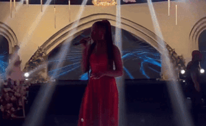 Nữ ca sĩ 26 tuổi bị rắn cắn tử vong khi đang ngủ