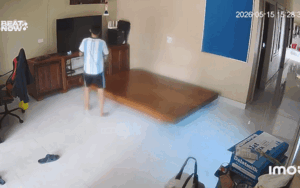 Bé trai 'gây hoạ' liền tìm lý do để lấp liếm, nào ngờ mẹ xem camera để biết sự thật