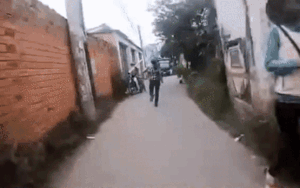 Clip: Gay cấn cảnh tên trộm gây tai nạn, bỏ chạy thục mạng khi bị truy đuổi