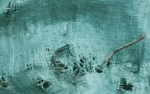 Chàng trai ngỡ ngàng khi nhận thùng đồ tiếp tế từ quê: 'Chút chút' của mẹ là thế này đây!