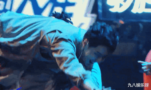 Preview Street Dance of China 4 tập 7: Vương Nhất Bác bị người lạ mang đi giấu?