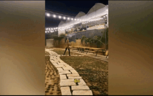 Nhân viên quán ăn ở Đà Lạt đu zipline phục vụ khay gà nướng