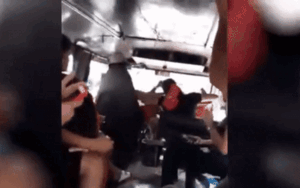 Bắt tại trận bồ nhí đang ngồi trong lòng chồng, vợ xông đến tung những đòn đấm 'trời giáng'