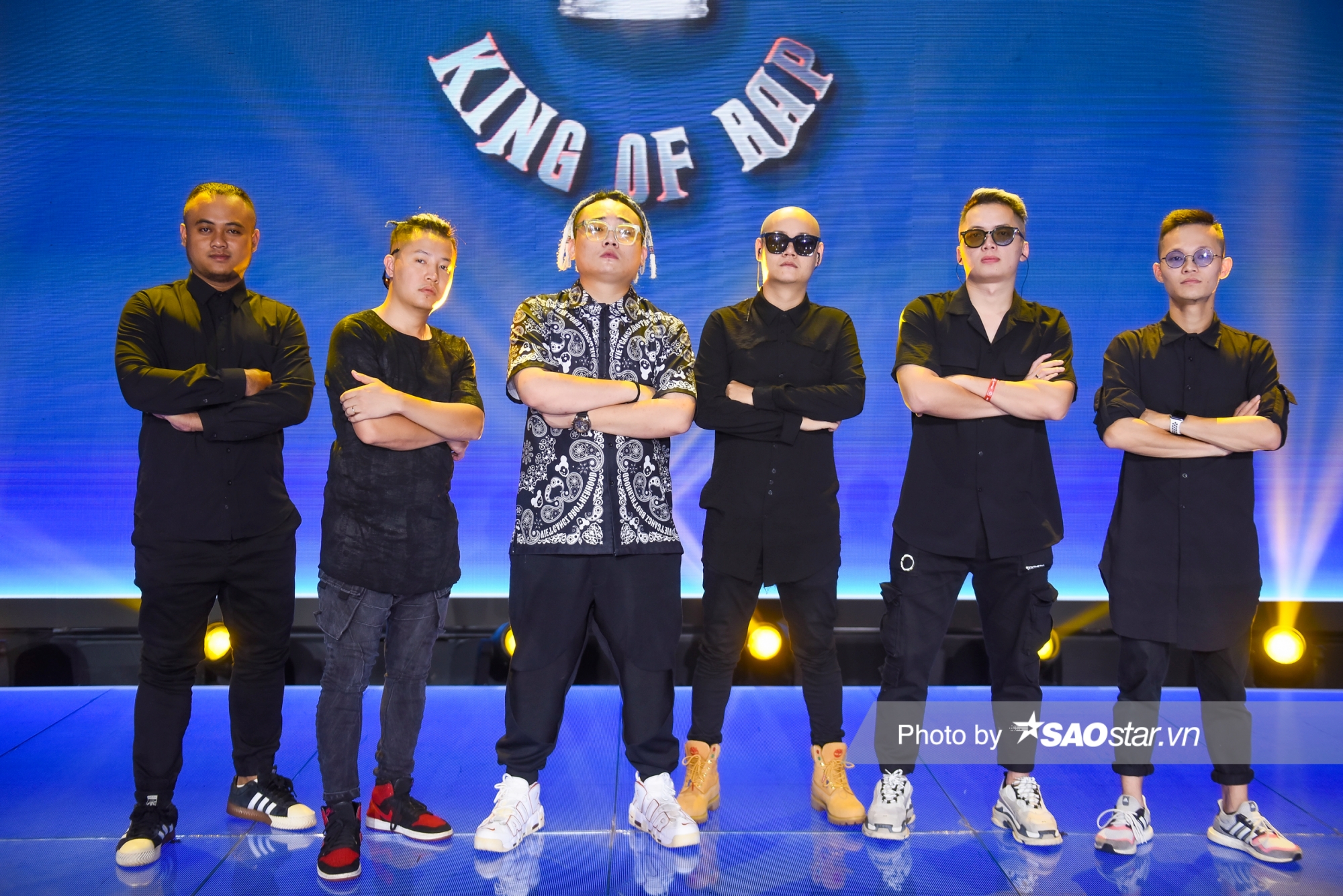 Màu Nước Band phải kìm nén cảm xúc vì ICD - Saostar.vn