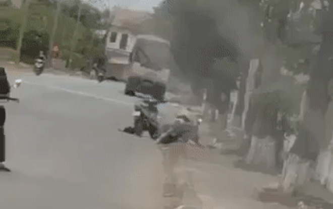 Khoảnh khắc kinh hoàng người phụ nữ bị đối tượng nam giới sát hại dã man trên đường về nhà ngoại Ảnh 2