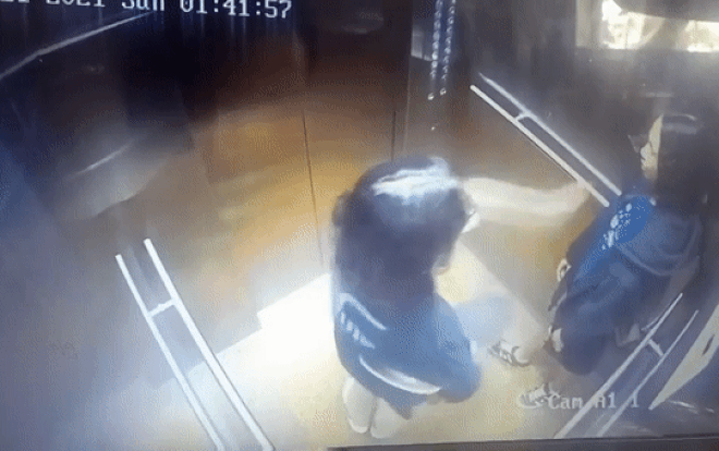 Hình ảnh cuối cùng của 2 thiếu nữ trước khi rơi xuống từ chung cư ở TP.HCM Ảnh 2