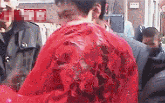 Đám cưới biến thành đám tang, chú rể bị bạn bè đánh đến tử vong ngay trong ngày cưới Ảnh 2