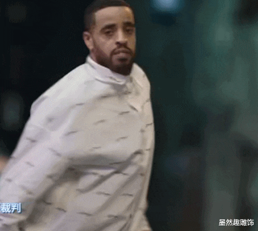 Vương Nhất Bác hú hét khi thấy thí sinh nhảy đẹp trong Street Dance of China 4 Ảnh 9