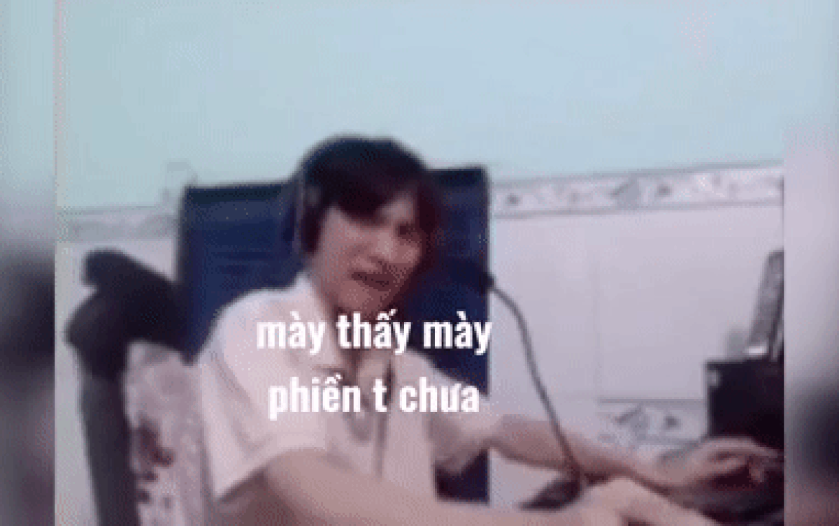 Clip: Thực hiện thử thách đọc nhanh bảng cửu chương 8, nam sinh 'khốn đốn' mãi mới hoàn thành Ảnh 2