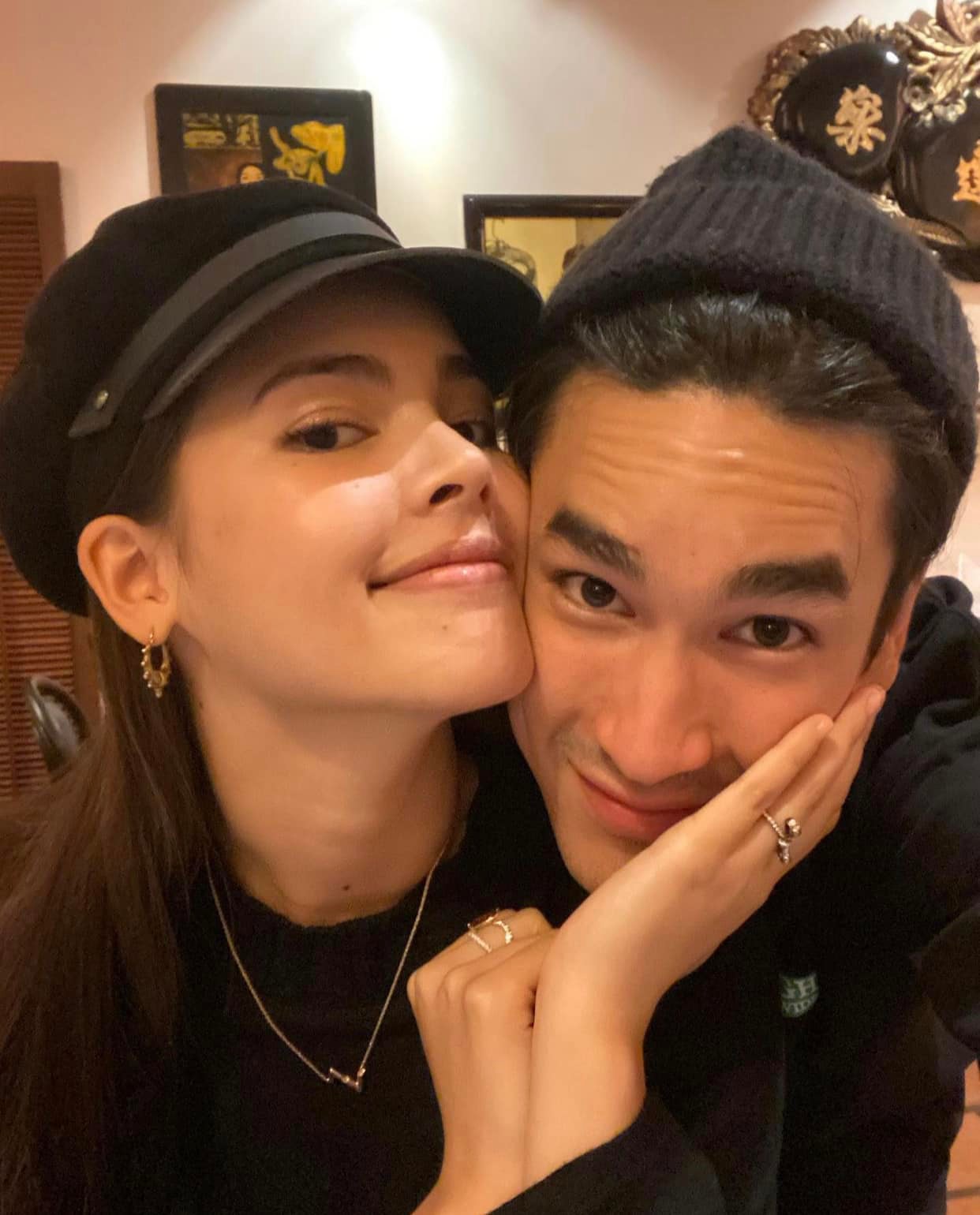 Nadech Yaya trả lời về tin đồn đã đính hôn - Saostar.vn