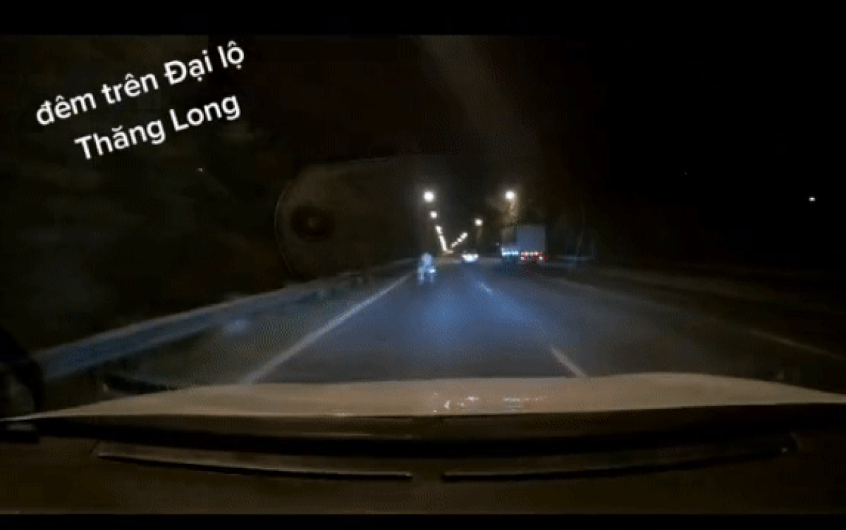 Đang lái xe trên cao tốc, cặp vợ chồng giật bắn mình khi thấy 'bóng trắng' bất ngờ xuất hiện trước mặt Ảnh 2