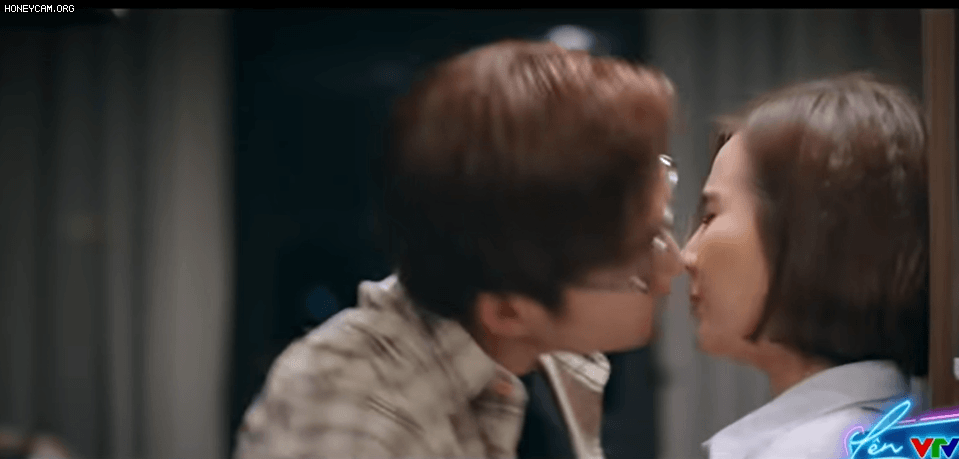 Thương Ngày Nắng Về 2: Duy (Đình Tú) cưỡng hôn Trang (Huyền Lizzie) và cái kết đắng lòng Ảnh 2