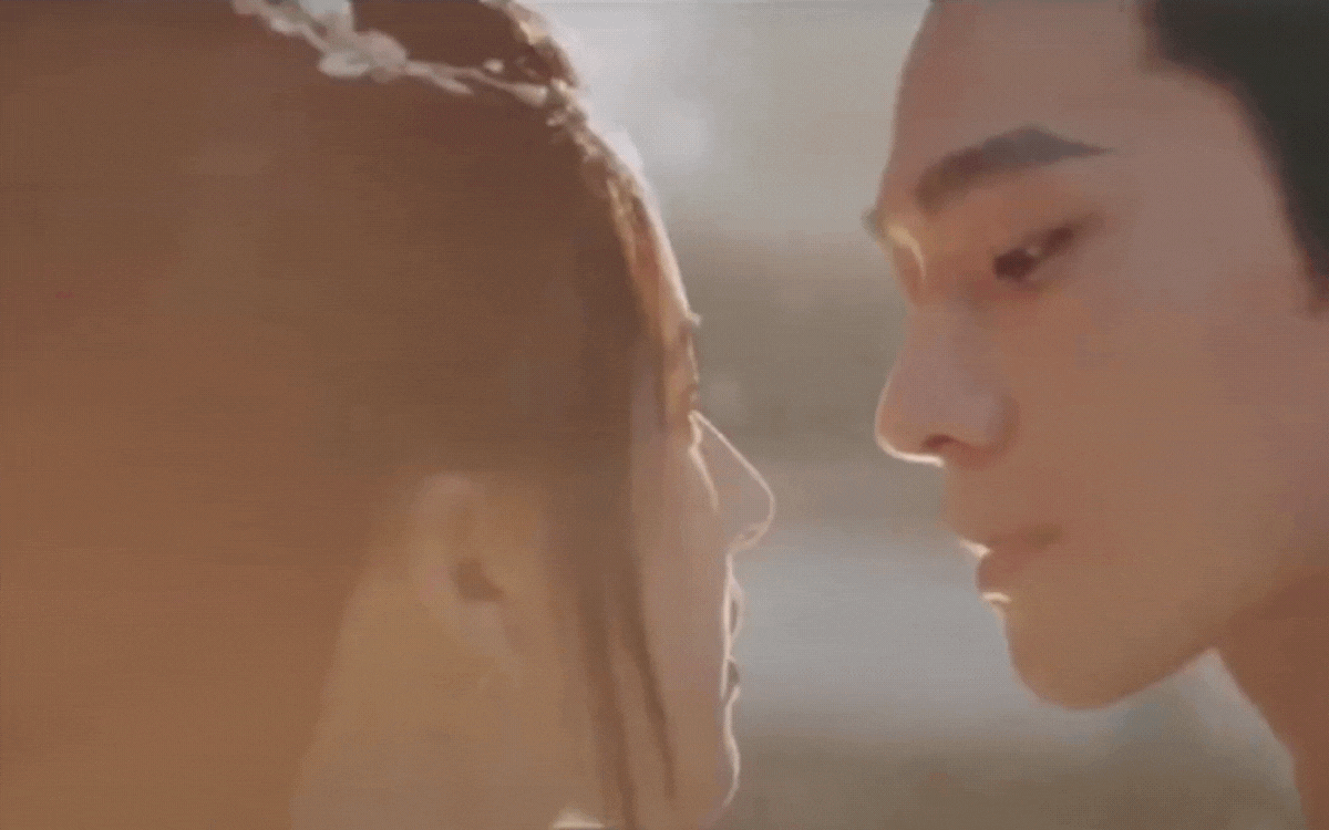 Thả Thí Thiên Hạ: Dương Dương và Triệu Lộ Tư hôn nhau ngọt ngào vẫn bị khán giả chê 'lệch pha' Ảnh 2