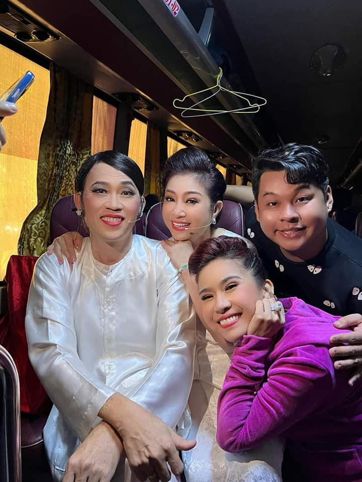 Vừa trở lại sân khấu, NSƯT Hoài Linh đã đón nhận 'chức vụ mới'