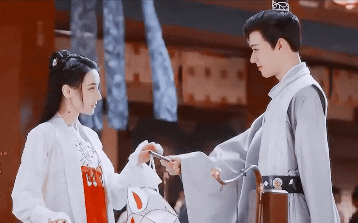 Địch Lệ Nhiệt Ba và Cung Tuấn bị chê không có couple cảm mặc dù An Lạc Truyện chỉ mới tung trailer đầu Ảnh 2