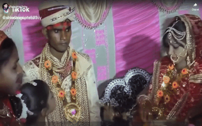 Chú rể 'cục súc' đánh cô dâu ngay trên sân khấu, đòn đáp trả của đàng gái cũng không vừa Ảnh 2