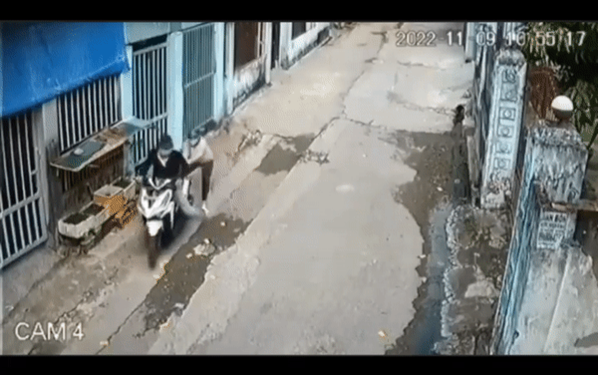 Xe máy 'tàng hình' khi vừa dắt ra khỏi cổng, nguyên nhân đến từ thói quen mà nhiều người mắc phải Ảnh 2