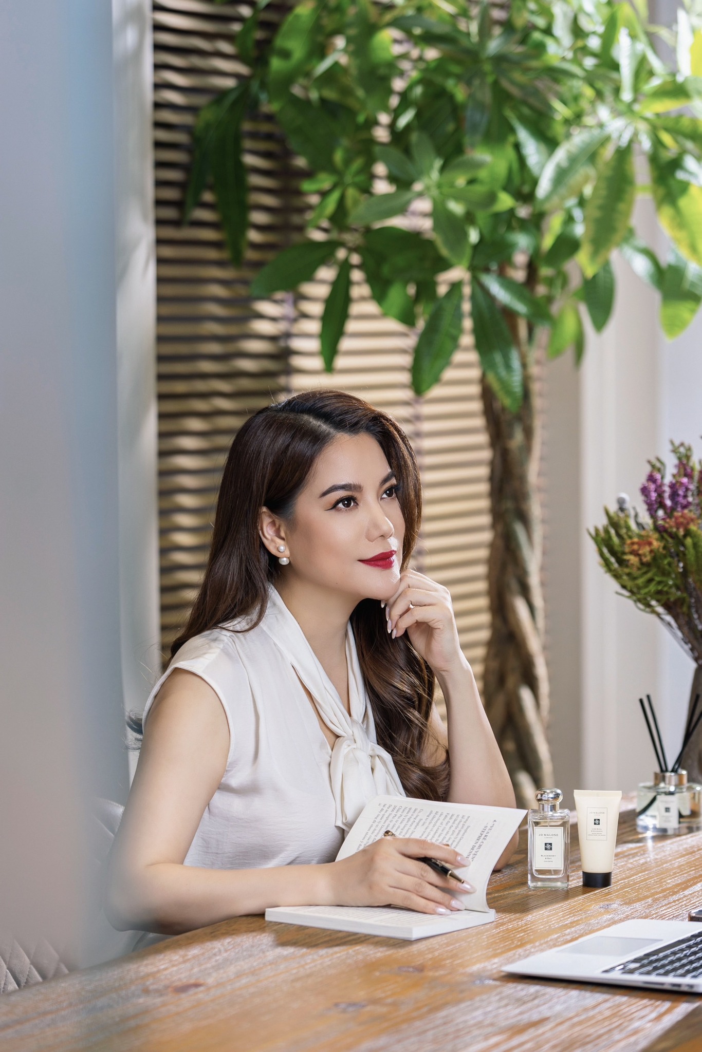 Trương Ngọc Ánh khiến dân tình phát sốt với bức ảnh 12 năm trước ...