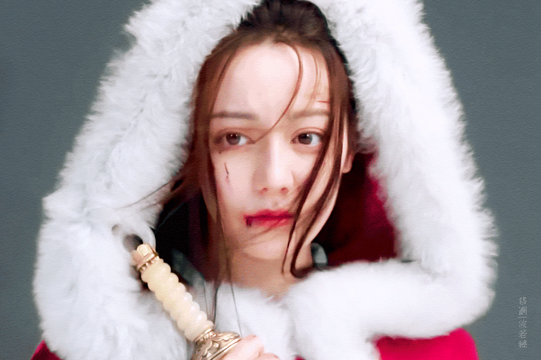 Cùng một tạo hình, Triệu Lộ Tư thoát không nổi mác 'phèn', bị Tống Tổ Nhi - Địch Lệ Nhiệt Ba lấn lướt Ảnh 2