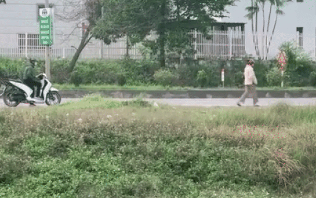 Dỗi người yêu, cô gái có hành động quen thuộc khiến hội chị em 'nhột' ngang: Đâu ai bình thường khi yêu! Ảnh 2