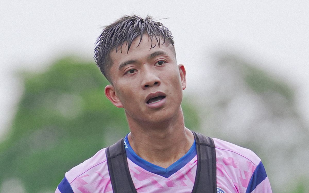 Hết hy vọng với Phan Văn Đức? - Saostar.vn