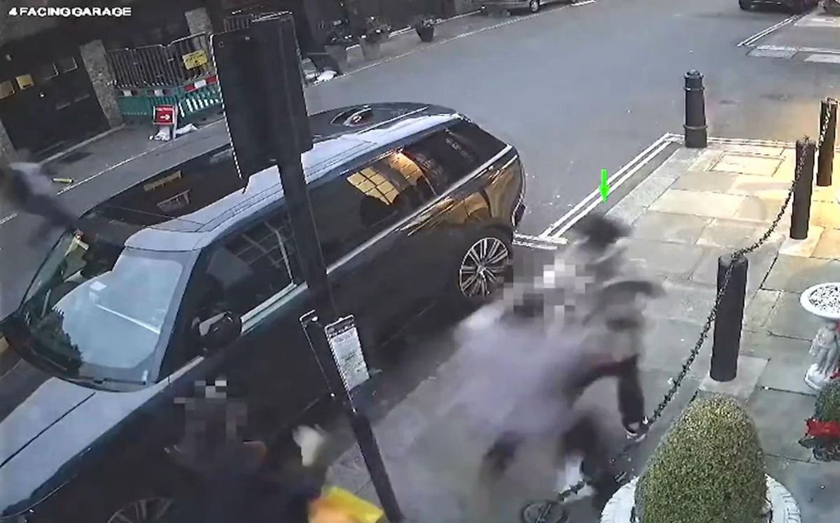 Tên trộm đồng hồ hàng hiệu mắc bẫy trên phố nhờ 'vở kịch ...