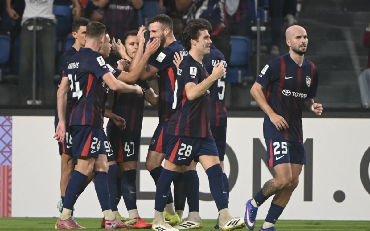 Chiến thắng rung chuyển ch&acirc;u &Aacute; của b&oacute;ng đ&aacute; Malaysia - Saostar.vn