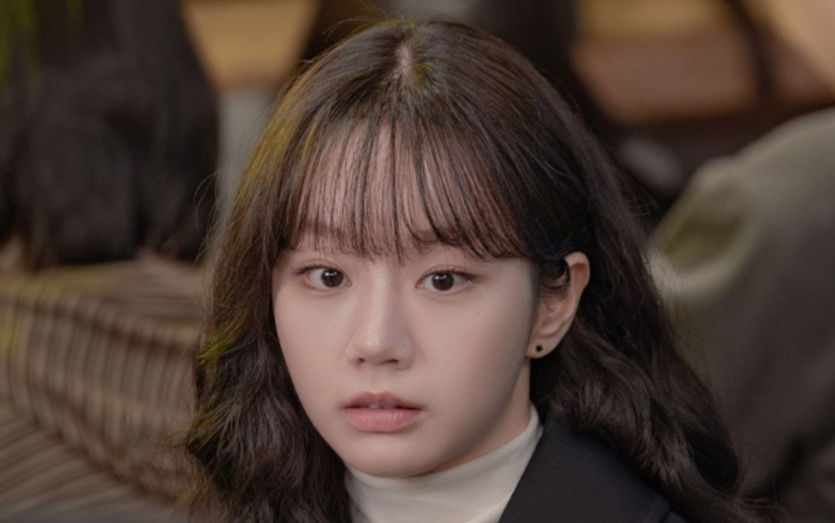 Hyeri kìm nước mắt trước Hwang In Youp trong Dream To You