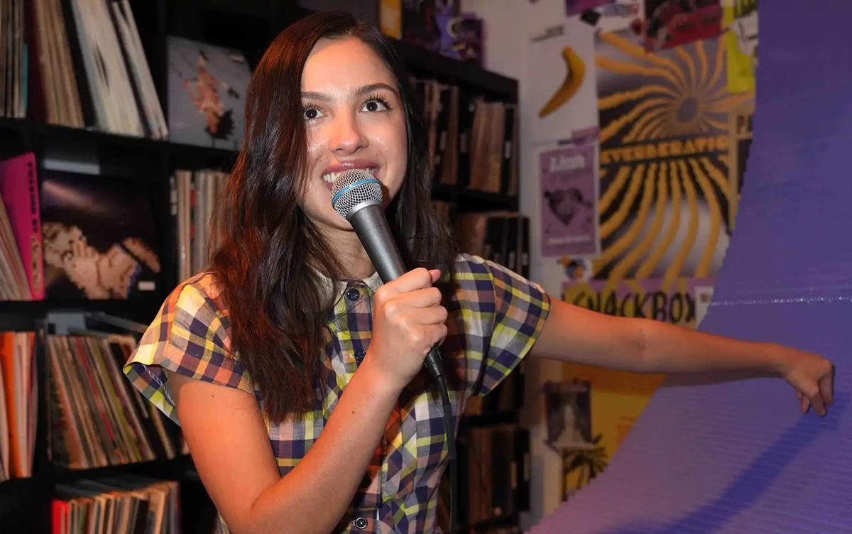 Olivia Rodrigo tiết lộ ca khúc khiến cô bật khóc ngay sau khi hoàn thành