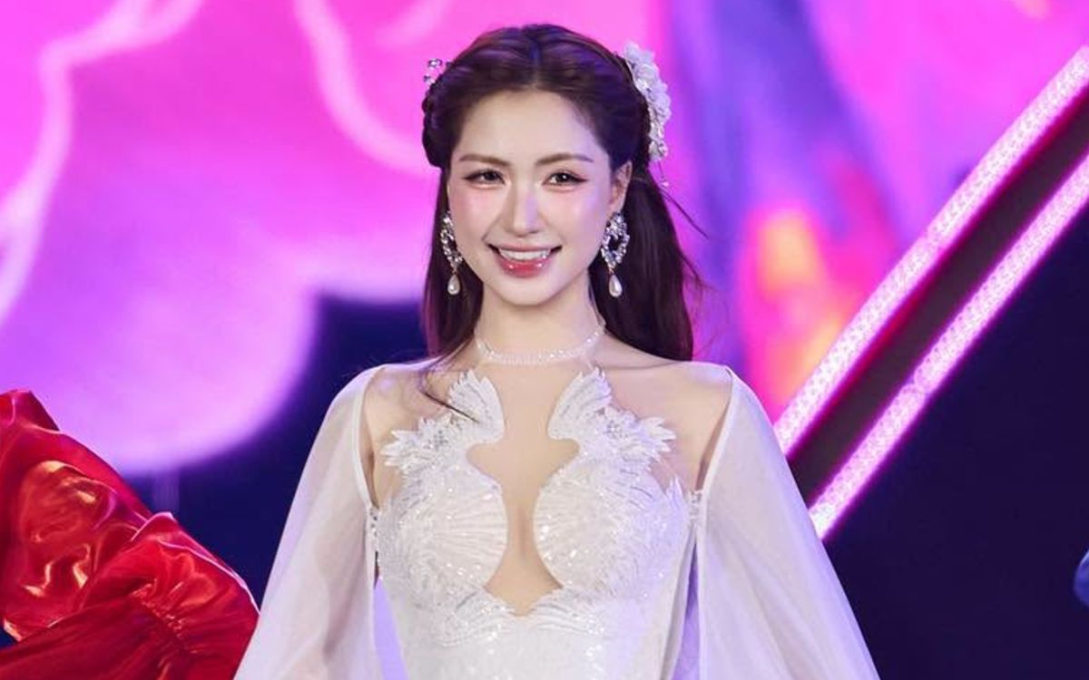 Phản ứng Hòa Minzy khi fan thông báo tổ chức đám cưới