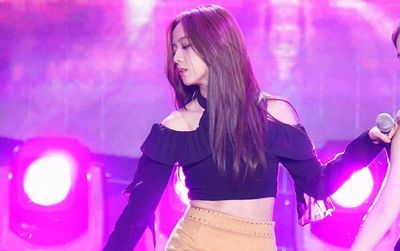 Jisoo (BlackPink) và vẻ đẹp 'vô thực' khiến hàng loạt người hâm mộ nhập viện vì 'truỵ tim'