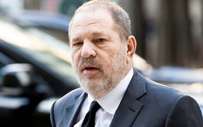 Nhà sản xuất phim tai tiếng Harvey Weinstein đền bù 44 triệu USD cho những cáo buộc bê bối tình dục