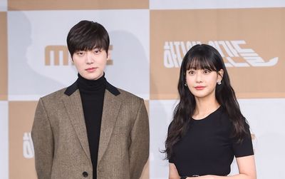 Họp báo 'Love With Flaws': Ahn Jae Hyun đẹp đôi bên Oh Yeon Seo, xin lỗi về vụ ly hôn với Goo Hye Sun