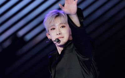 Mặc rời nhóm, Wonho vẫn vô tư gọi người hâm mộ của mình bằng tên fandom của MONSTA X