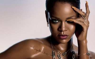 Bị mỉa mai chỉ là One Hit Wonder, Rihanna đáp trả thế nào?