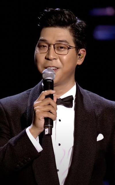 MC Miss Universe VN lên tiếng xin lỗi sau khi bị 'chê nát nước'