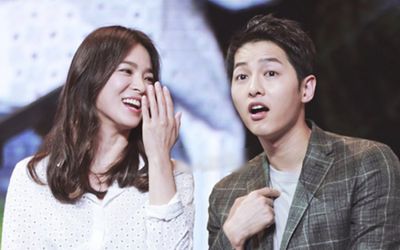 Những lần Song Joong Ki sân si với Song Hye Kyo: Còn đâu hình tượng nam thần