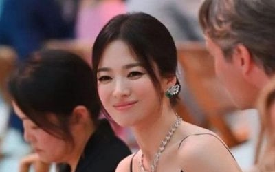 Song Hye Kyo gây sốt khi công khai làm điều này cho tình yêu mới