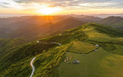 Khám phá thảo nguyên 'trên mây' ở Quảng Ngãi