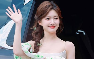 Triệu Lộ Tư nhận trái ngọt cùng 'người yêu' điển trai