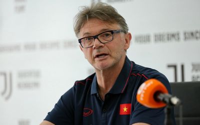 HLV Troussier: Tuyển Việt Nam phải tiến ra châu lục