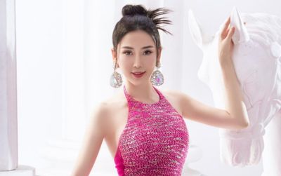 Hoa hậu Trịnh Thanh Hồng từng gặp nhiều áp lực, luôn nhắc bản thân phải tỉnh táo