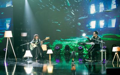 Mỹ Anh kết hợp Khắc Hưng thể hiện hit Real love, được loạt nghệ sĩ cover ấn tượng