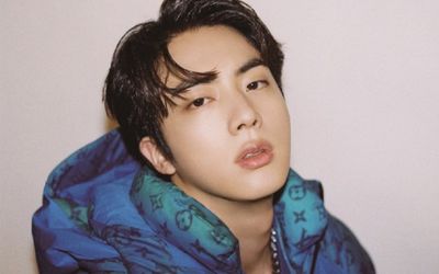 Jin (BTS) bộc lộ cái tôi cá nhân khi hoạt động solo