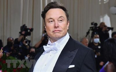 Tỷ phú Elon Musk bất ngờ chê YouTube